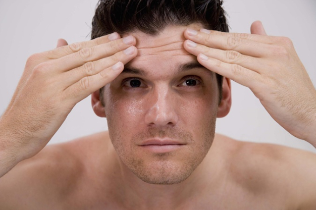 Почему облазит кожа: основные причины и способы устранения